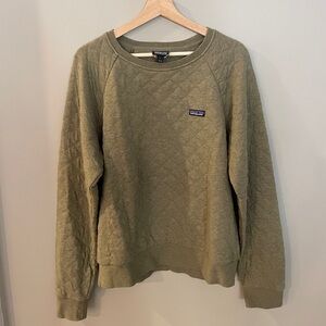 Patagonia organic cotton quilted crew neck sweatshirt Size L color: khaki green